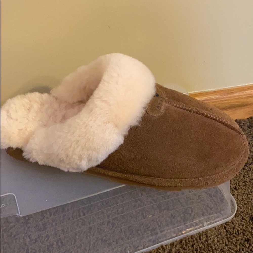 Barely worn bear paw slippers